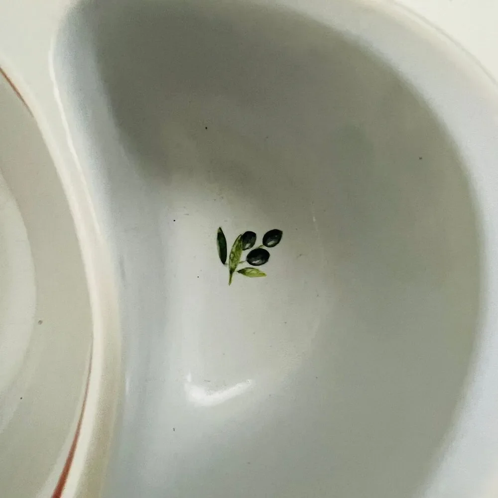 POTTERY BARN Pasta Rustica Divided Olive Dipping Serving Bowl